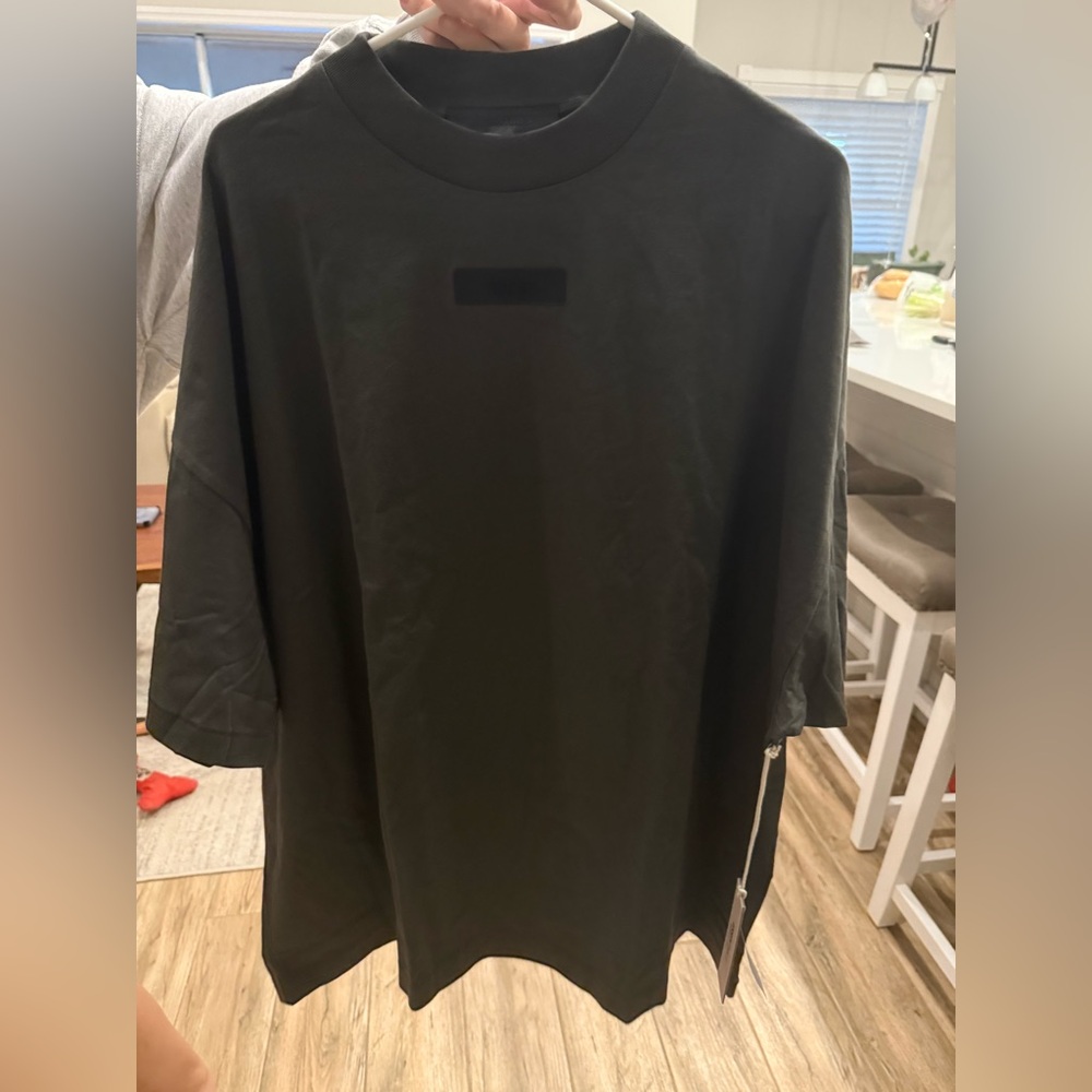 Essentials Black Short Sleeve Tee - Size Large! 
New with tags!